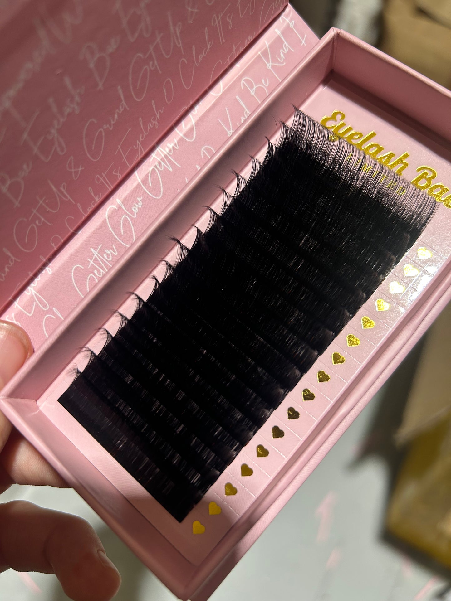 0.05 19mm lashes